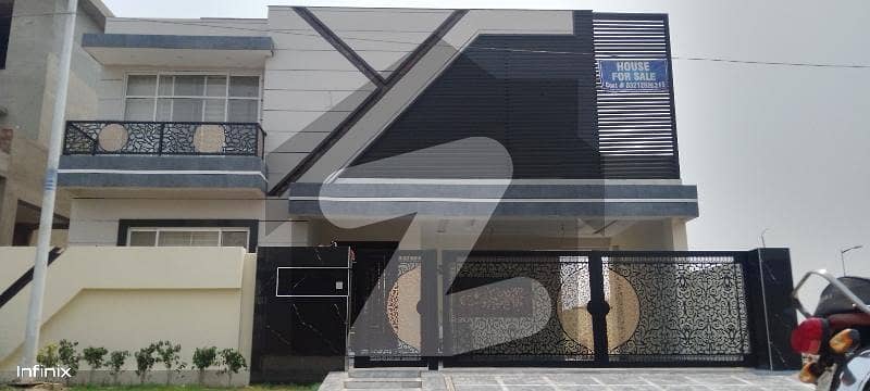 18 Marla Modern Design House for Sale in Bankers Avenue cooperative Housing Socity