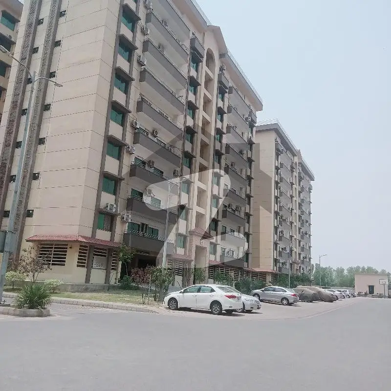 4 Bed Apartment Available For Rent in Askari 11 Lahore