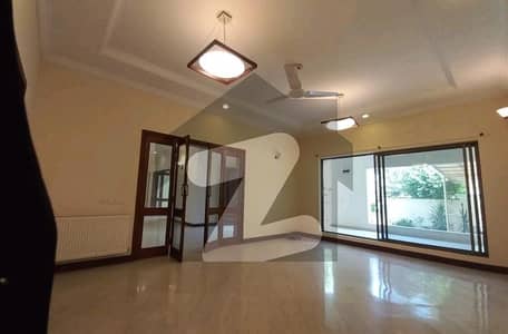 444 Sq/Yd House Portion Available For Rent In F-6, Islamabad.