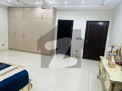 9 Marla Best condition House for sale in paragon society gas avaliable