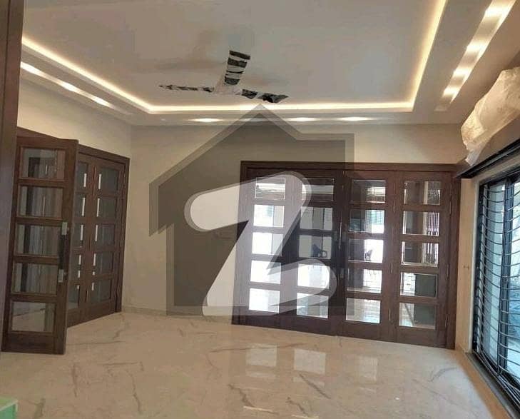 ایف ۔ 7 اسلام آباد میں 6 کمروں کا 1 کنال مکان 42.0 کروڑ میں برائے فروخت۔