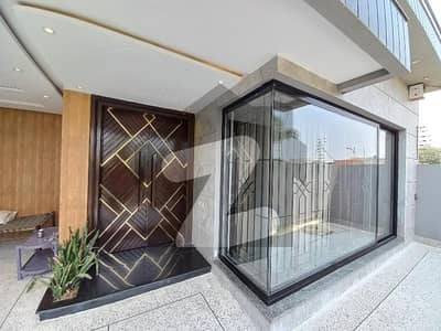 10 Marla Modern Design Full Furnish House For Sale In DHA Lahore