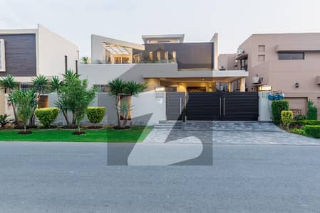 1 Kanal Luxury House for Sale at Prime Location Near to Club, Gyms, Commercial & Park
