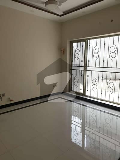 4 Marla Ground Portion For Rent In G13 Islamabad