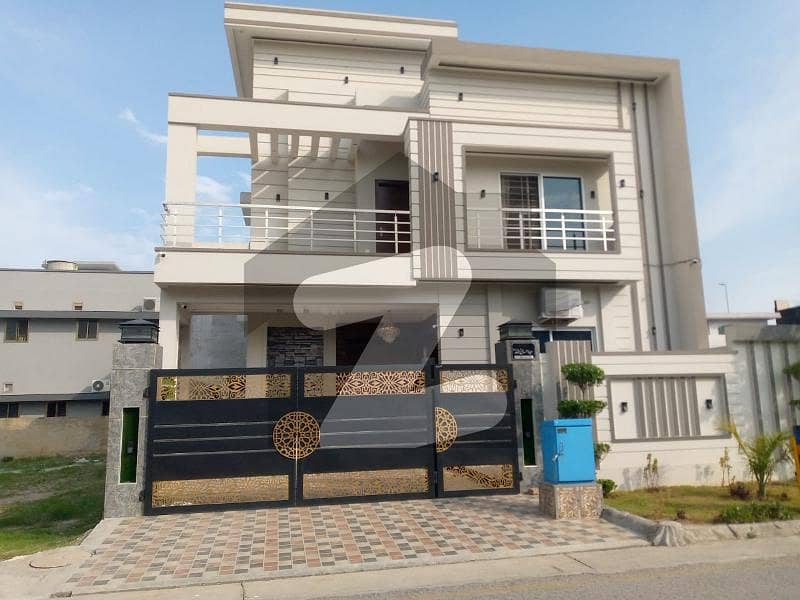 10 Marla Non-Furnished House Available For Rent