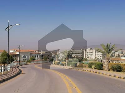 Fantastic location 1 kanal Plot for sale at prime location of bahria enclave islamabad