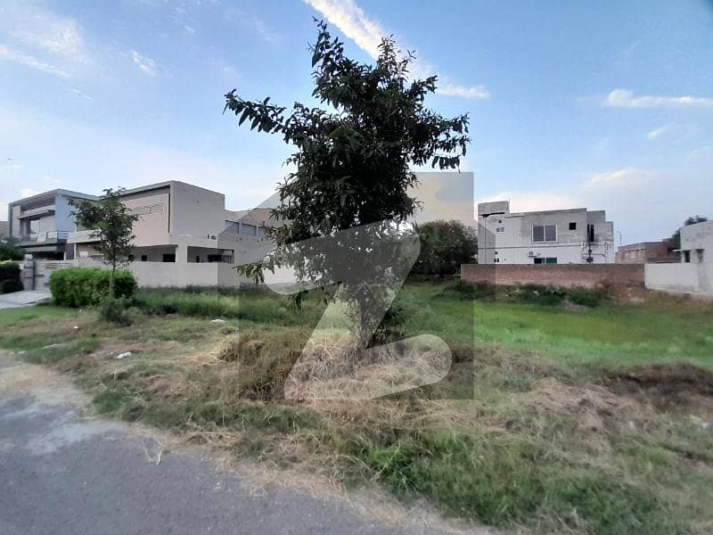 01 Kanal Beautiful Location 01 Kanal Plot No 614-J Is Available For Sale In DHA Phase-6