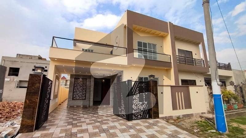 7.5 Marla Park Facing House For Sale In Buch Villas Multan