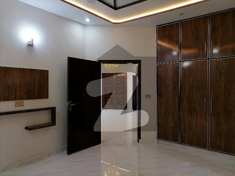 بحریہ ٹاؤن سیکٹر ای بحریہ ٹاؤن,لاہور میں 3 کمروں کا 5 مرلہ مکان 70.0 ہزار میں کرایہ پر دستیاب ہے۔