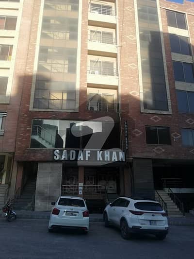 پی ڈبلیو ڈی ہاؤسنگ سکیم اسلام آباد میں 4 کمروں کا 1 کنال عمارت 26.5 کروڑ میں برائے فروخت۔