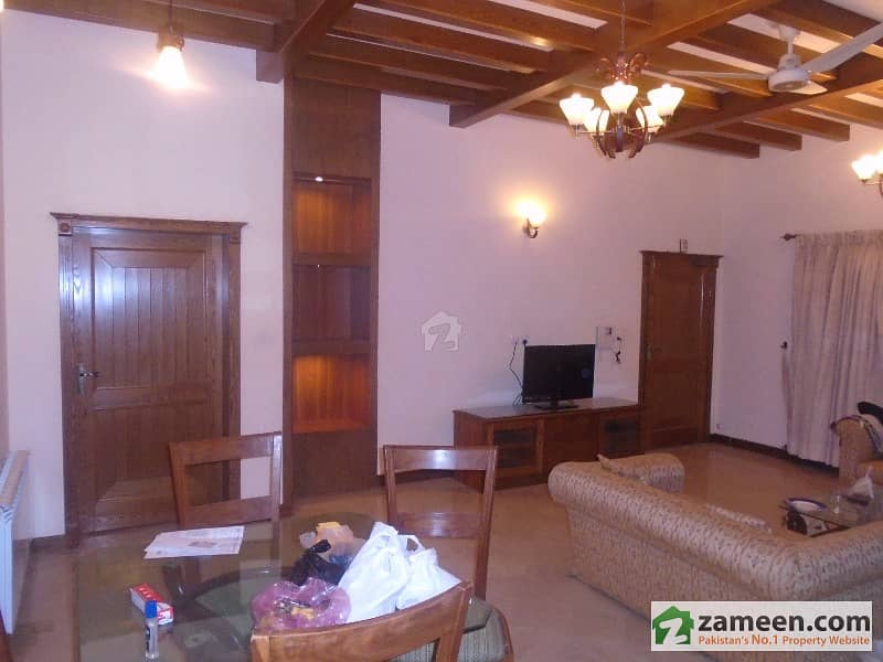 4 Beds Apartment In Sughra Tower For Sale