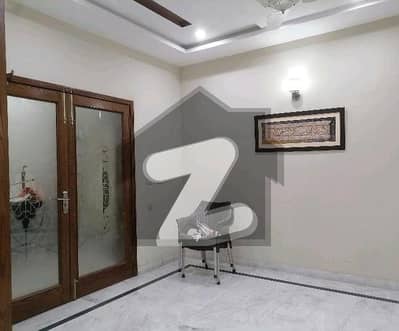 پنجاب کوآپریٹو ہاؤسنگ سوسائٹی لاہور میں 4 کمروں کا 10 مرلہ مکان 3.7 کروڑ میں برائے فروخت۔