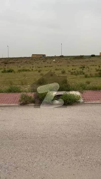 1 Kanal Level Plot For Sale In Orchard Phase 8 Bahria Town, Rawalpindi