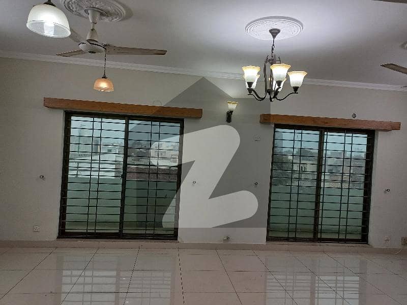 Hot Location 3rd Floor open View Facing McDonald's Apartment For Sale