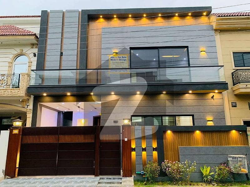 Luxury 5.8 Marla Modern House For Sale in same rate of 5 marla
