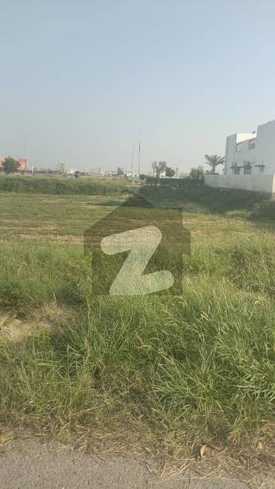 4 Marla Plot Ideal For Investment At Very Reasonable Price