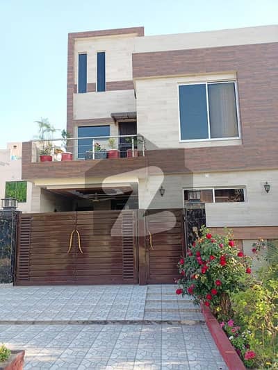 Defence Raya
 - 5 Marla House On Hottest Location Near To McDonald For Sale In CC Block