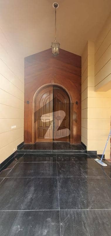 ای ۔ 7 اسلام آباد میں 7 کمروں کا 3 کنال مکان 25.0 لاکھ میں کرایہ پر دستیاب ہے۔