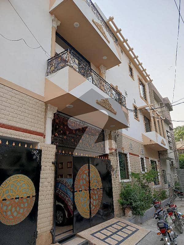 راحت پارک سمن آباد,لاہور میں 7 کمروں کا 7 مرلہ مکان 4.5 کروڑ میں برائے فروخت۔