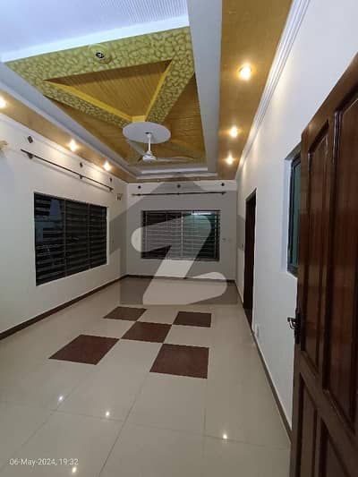 7 marla ground portion available for Rent gulriz 2