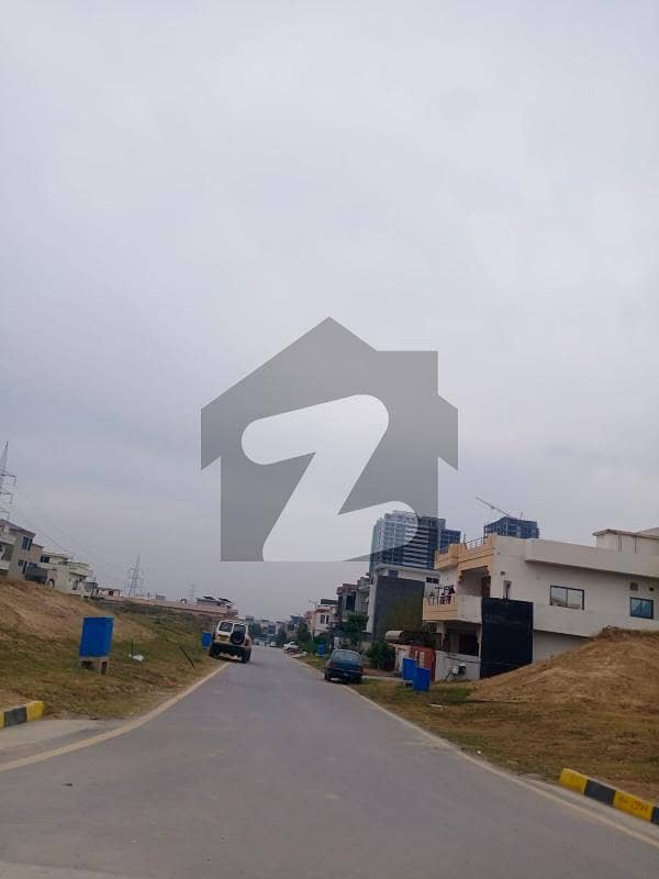 Multi gardens B17 B Block 1 kanal plot is available for sale on very reasonable price