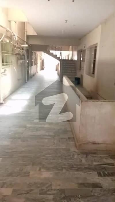گلستانِِ جوہر ۔ بلاک 9 گلستانِ جوہر,کراچی میں 2 کمروں کا 5 مرلہ فلیٹ 45.0 لاکھ میں برائے فروخت۔