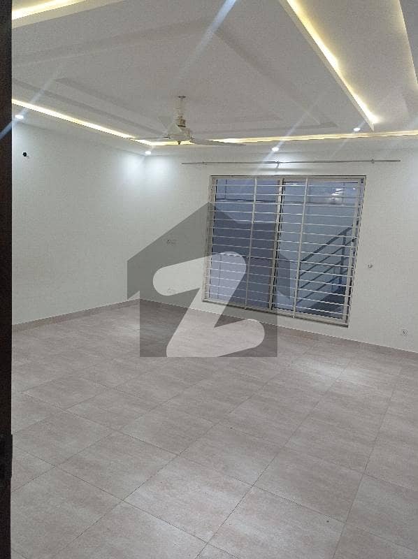 G10 specious basement for rent
