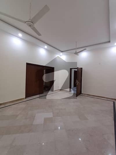 1 Kanal Commercial Paid House Available For Rent