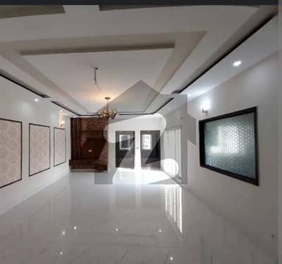 نارتھ ناظم آباد ۔ بلاک ڈی نارتھ ناظم آباد,کراچی میں 6 کمروں کا 16 مرلہ مکان 3.0 لاکھ میں کرایہ پر دستیاب ہے۔