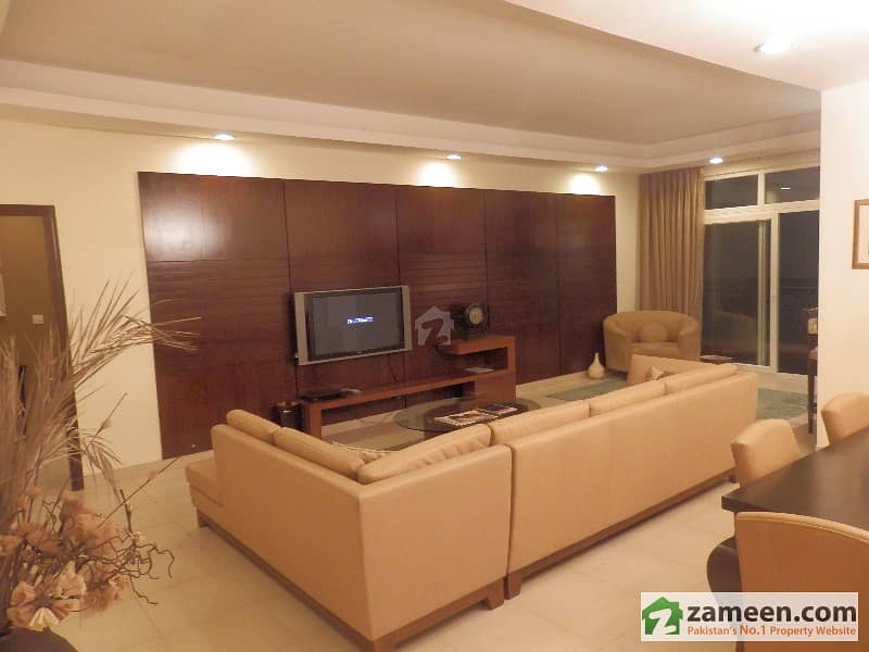 3 Beds In Coral Tower Apartment for Sale