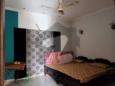 بحریہ ٹاؤن سیکٹر B بحریہ ٹاؤن,لاہور میں 3 کمروں کا 5 مرلہ مکان 1.7 کروڑ میں برائے فروخت۔