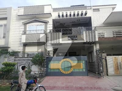 Faisal Town Phase 1 Block A Full Furnish Hous Available For Sale Size 30/60