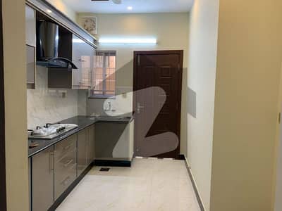 5marla lower portion in valencia town Lahore