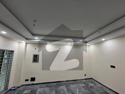 Single Bed Flat Available For Rent At First Floor In A Block Central Park Lahore Single Bed Flat Available For Rent At First Floor In A Block Central Park Lahore