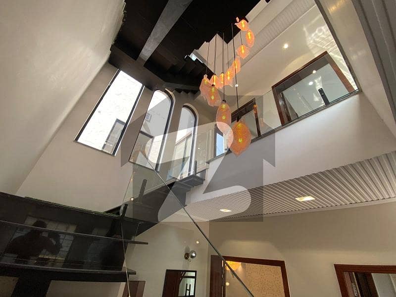 10 Marla Brand New Super Luxury Ultra Modern Design House For sale in Tariq Garden