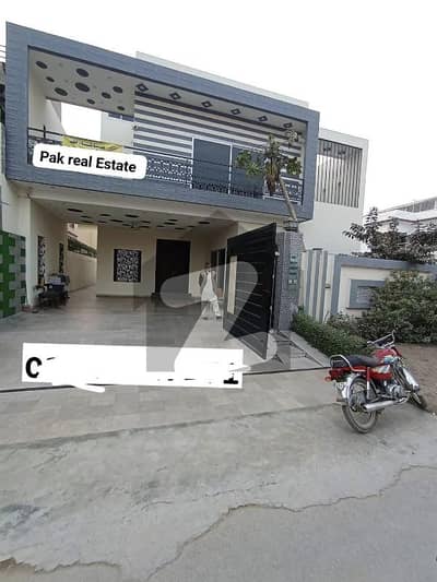 الرحمان گارڈن فیز 2 الرحمان گارڈن,لاہور میں 5 کمروں کا 12 مرلہ مکان 3.1 کروڑ میں برائے فروخت۔