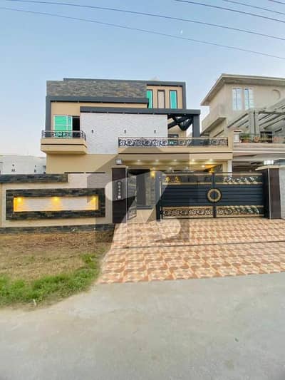 10 Marla Brand New Most Beautiful Luxury House For Sale In Central Park Lahore
