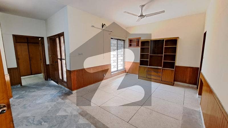 Full House 10 Marla Available For Rent In Chaklala Scheme 3