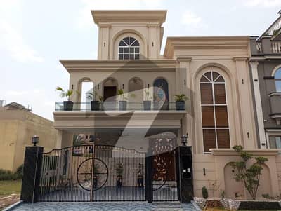 10 Marla Luxury House For Sale in Citi Housing