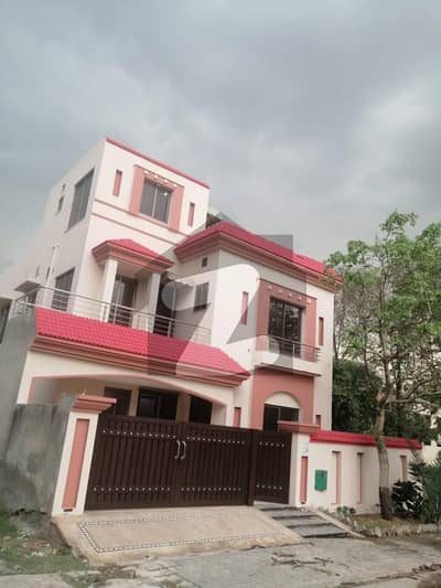 like new fully furnished house for sale at Bahria town Lahore