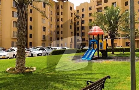 READY TO MOVE 3 Bed Lounge 2250sq ft Flat FOR SALE near Main Entrance of Bahria Town Karachi.