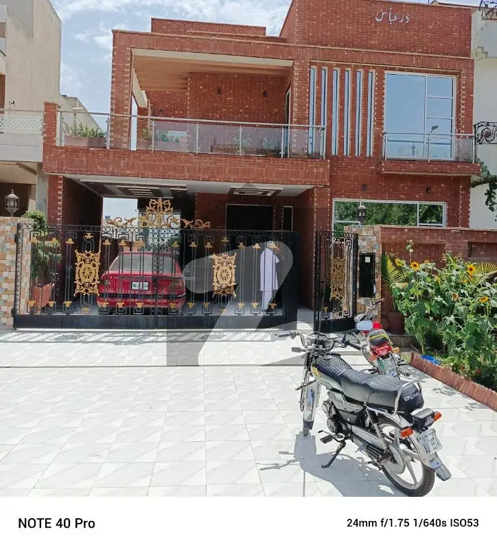 10 Marla Ideal Location Brand New House For Sale in Plot Price in Rose Block Park View City Lahore