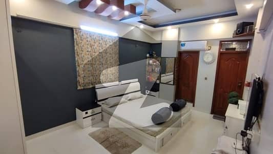 ناظم آباد کراچی میں 3 کمروں کا 6 مرلہ فلیٹ 1.35 کروڑ میں برائے فروخت۔