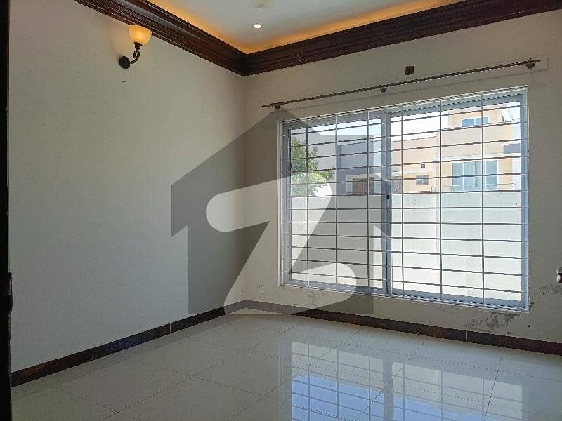 Bahria Enclave Sector B 5 Marla House Available For Rent
