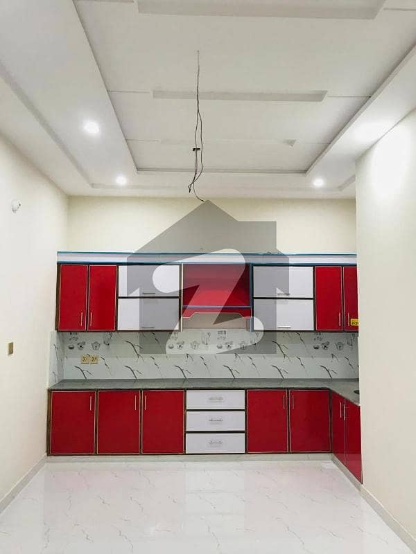 Prime Location 3 Marla House For sale Available In Gulberg