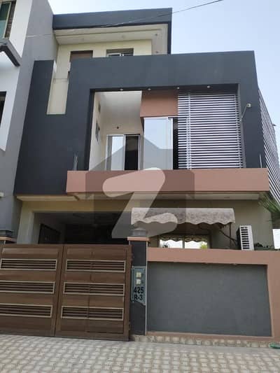 Exquisite 5 Marla Corner Luxury House for Sale in R3 Johar Town: Your Dream Home Awaits!"