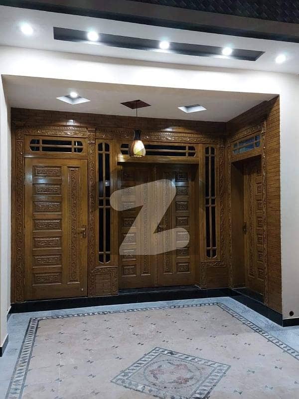 جی ۔ 13 اسلام آباد میں 4 کمروں کا 4 مرلہ مکان 3.25 کروڑ میں برائے فروخت۔