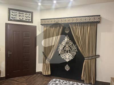ماڈل سٹی ون کینال روڈ,فیصل آباد میں 3 کمروں کا 5 مرلہ مکان 1.8 کروڑ میں برائے فروخت۔