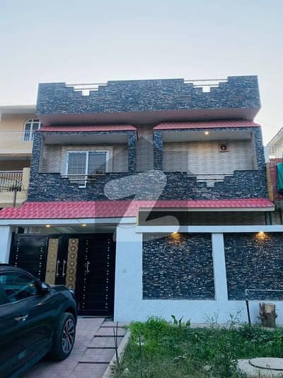 near chameli road double story house for sale size 6 Marla i-10-2