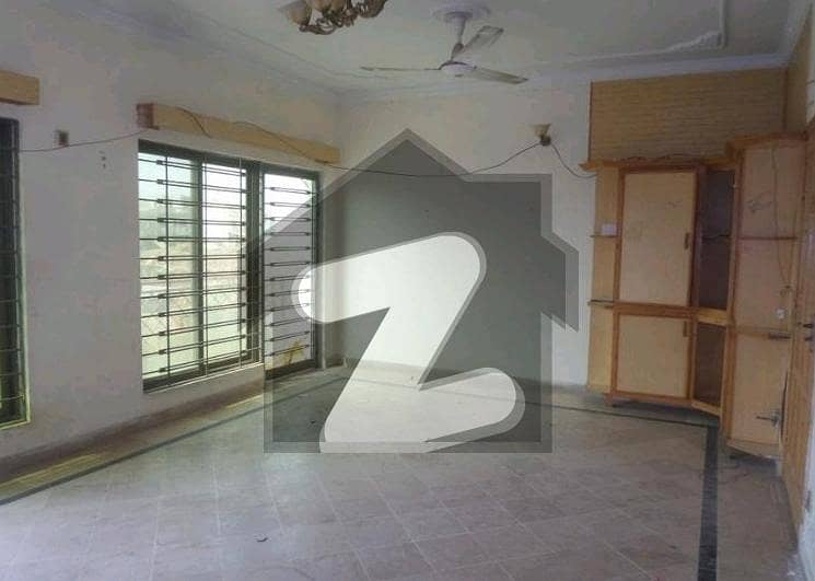 14 Marla Lower Portion available for rent in I-8/4, Islamabad